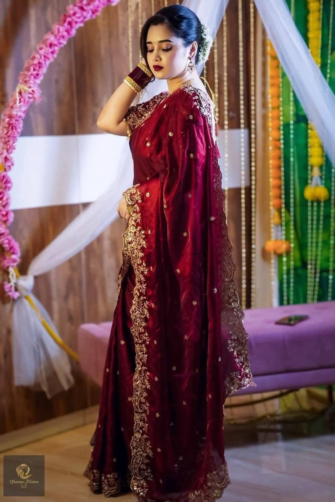 জিম্মি চু শাড়ি (রেডিমেড ব্লাউজ সহ)